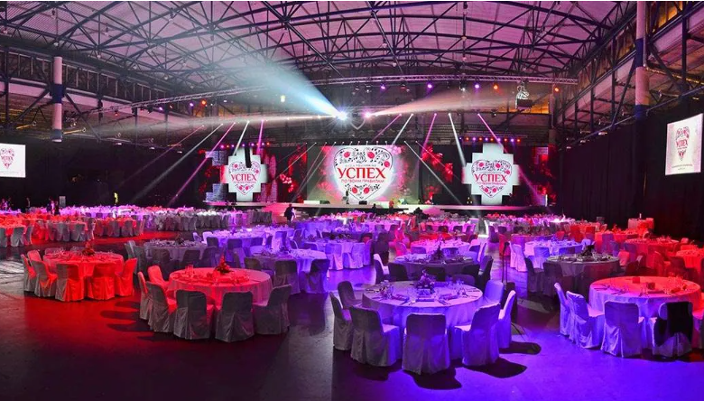 How to Plan a Corporate Event That Impresses