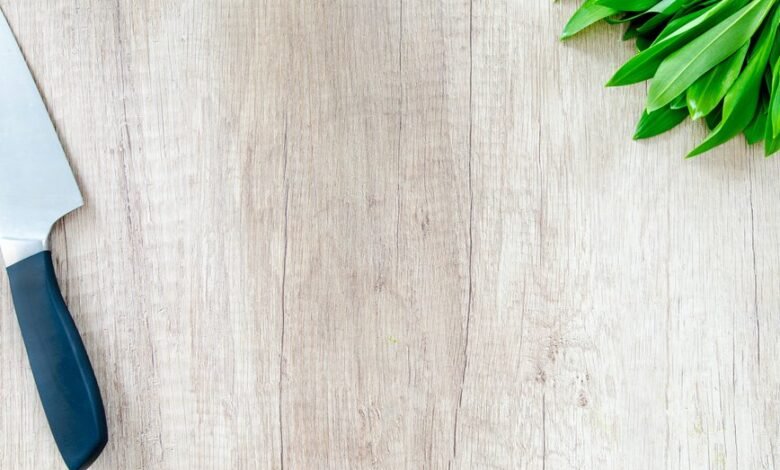 chef recommended cutting board wood